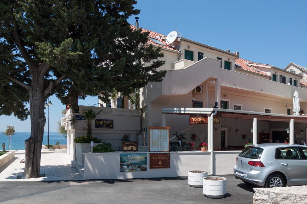 פרימוסטן Apartments Jerko מראה חיצוני תמונה
