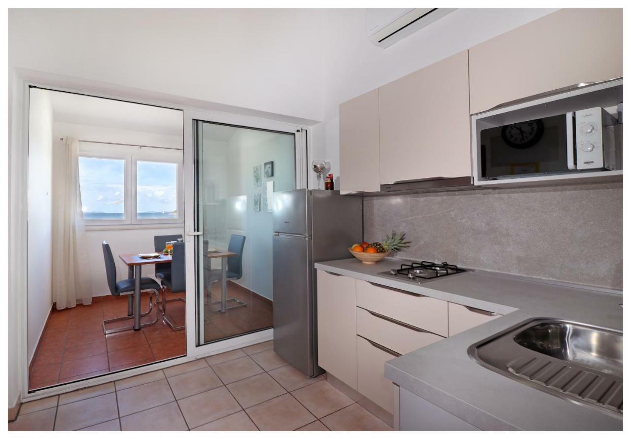 פרימוסטן Apartments Jerko מראה חיצוני תמונה