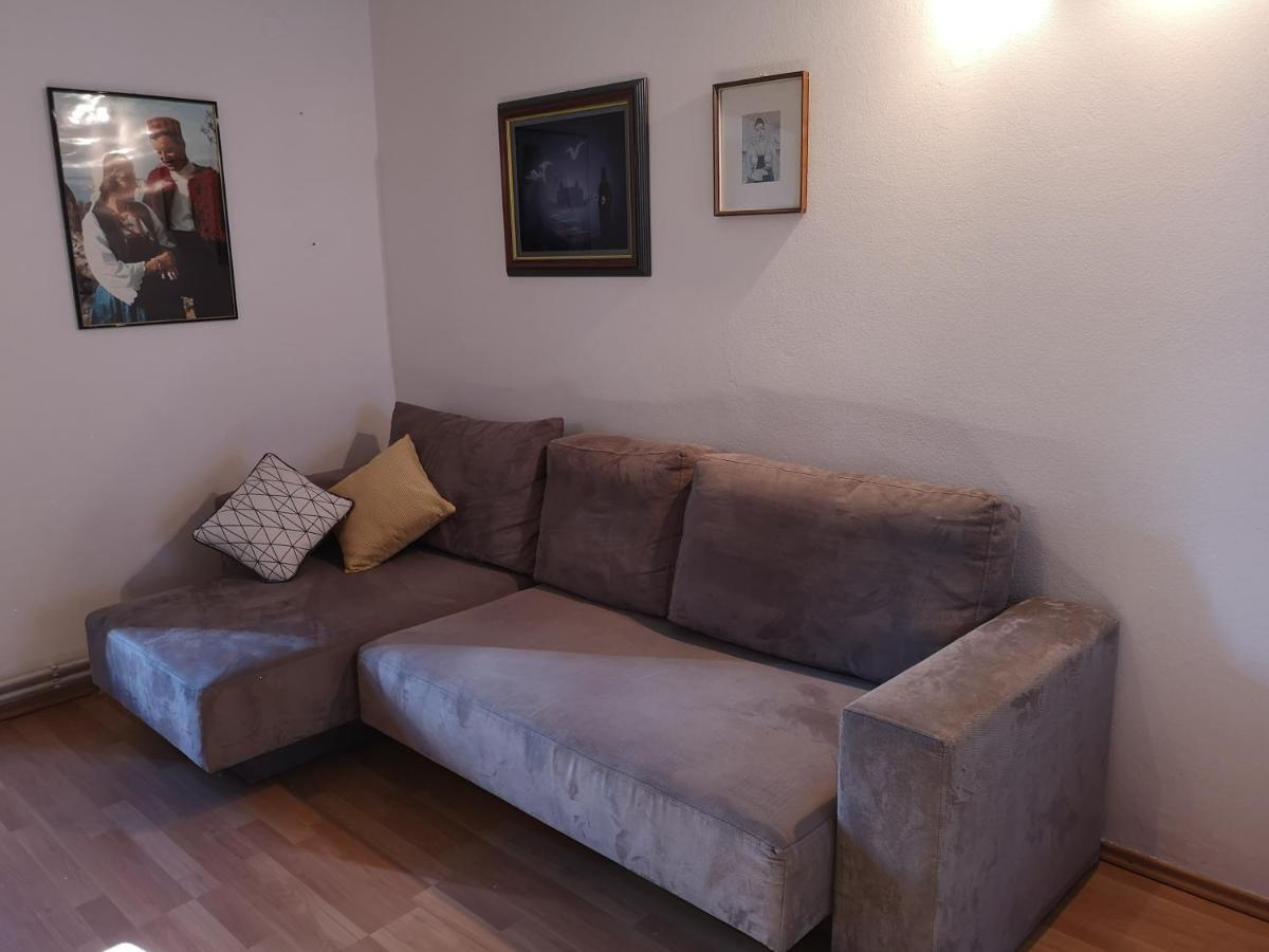 פרימוסטן Apartments Jerko מראה חיצוני תמונה